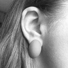 Load image into Gallery viewer, Suured türkiissinised ovaalsed kõrvarõngad